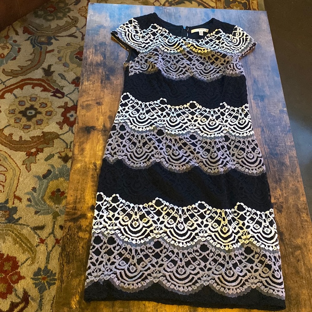Lace detailed dress!